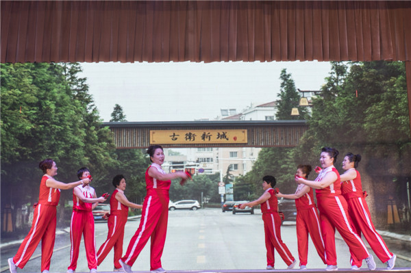 好戲”開演！青島西海岸新區(qū)21場文化大餐送進(jìn)社區(qū)