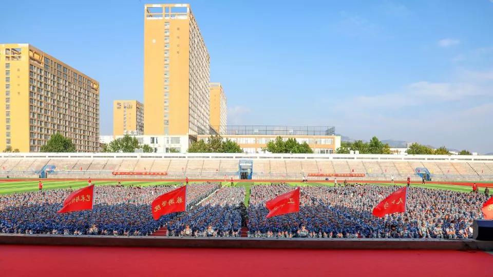 青島恒星科技學院開展2021級新生預防電信網(wǎng)絡詐騙專題講座