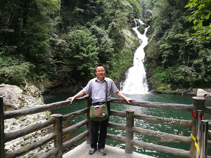 青島恒星科技學院教師張至昊榮獲山東省教育廳“山東學校優(yōu)秀思政課教師”榮譽稱號