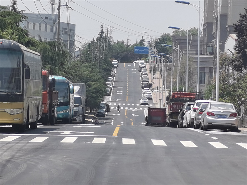 嶗山區(qū)：新宏路整治提升完成，今日通車