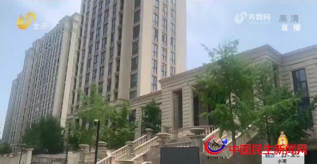 啥工程？青島即墨中航綠城理想城玫瑰園200余戶(hù)家里滲水