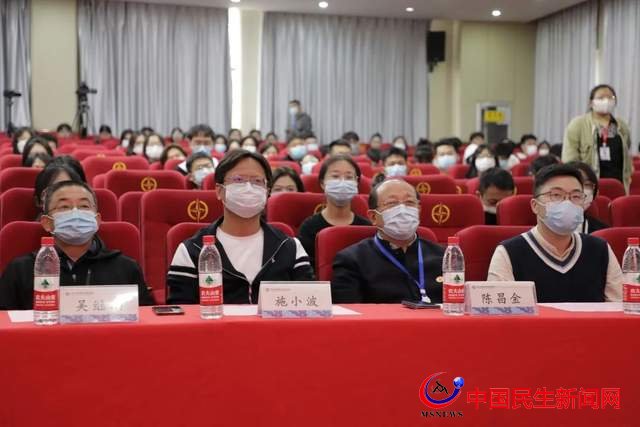 紅心頌黨恩，學(xué)習(xí)二十大｜恒星學(xué)院舉行第三屆金話筒大賽