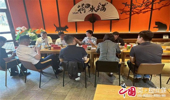 青島市北區(qū)商務(wù)局開展餐飲企業(yè)家沙龍活動(dòng)