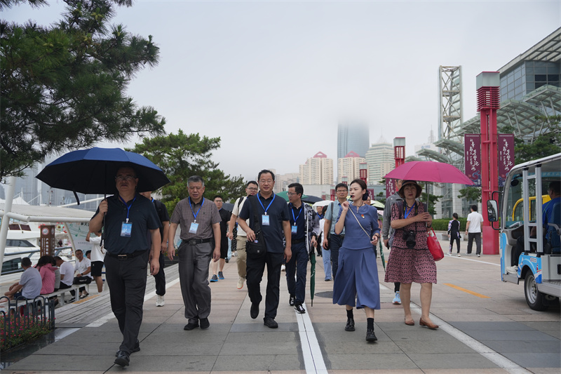 藍(lán)海逐夢(mèng) 創(chuàng)贏未來(lái)——全國(guó)媒體精英走進(jìn)青島奧帆中心，共探文旅融合新篇章