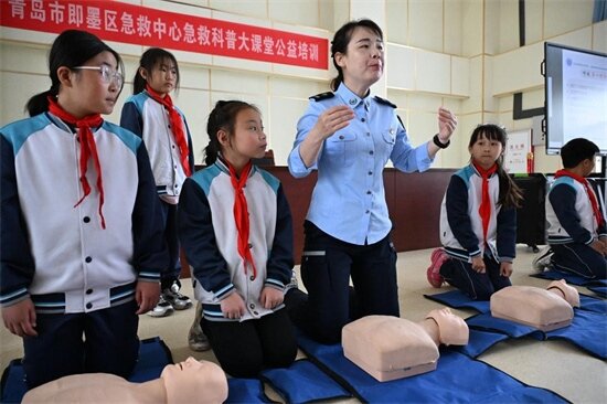 青島即墨區(qū)120急救中心開展“急救知識進(jìn)校園”主題活動